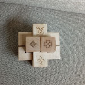 Louis Vuitton le pateki puzzle VIP limited edition